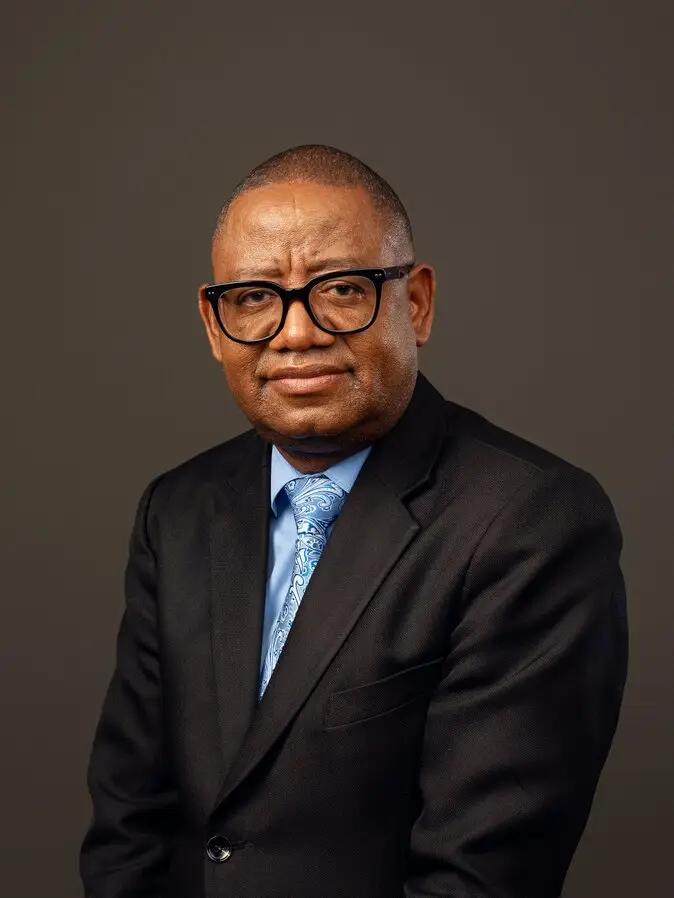Dr Raphael Dingalo